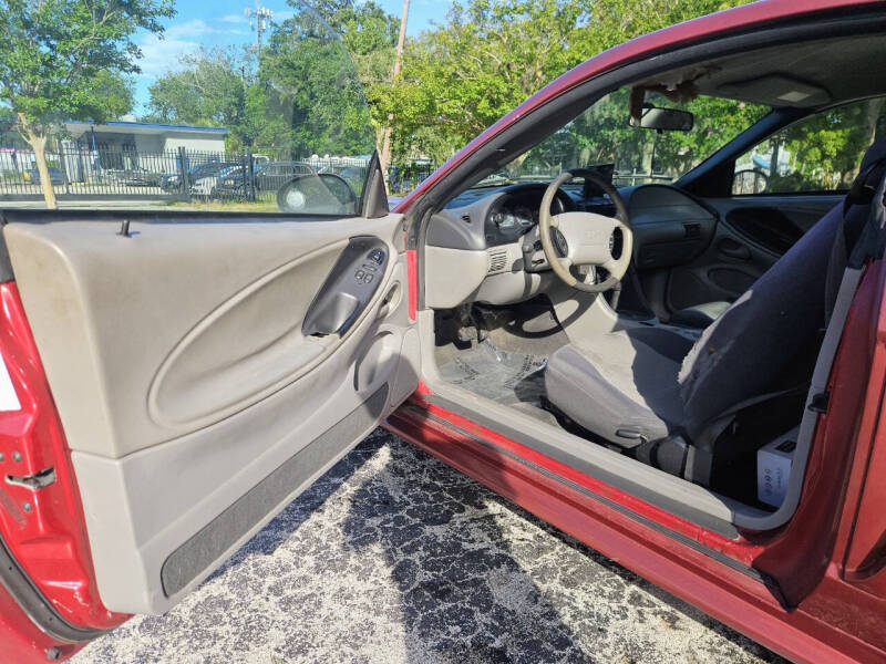 2004 Ford Mustang