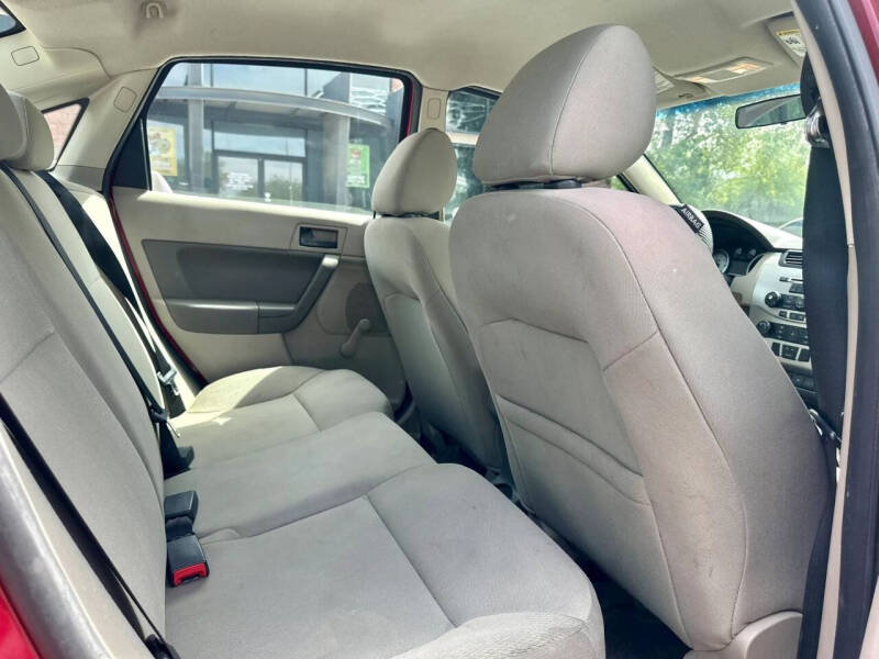 2010 Ford Focus S