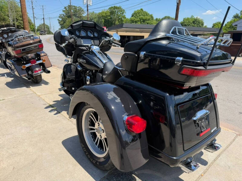 2014 Harley-Davidson Triglide FLHTCUTG