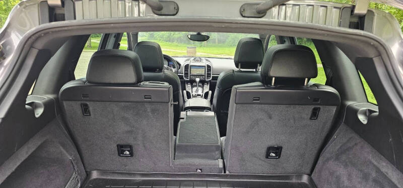 2013 Porsche Cayenne S