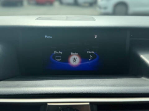 2017 Lexus IS 200t