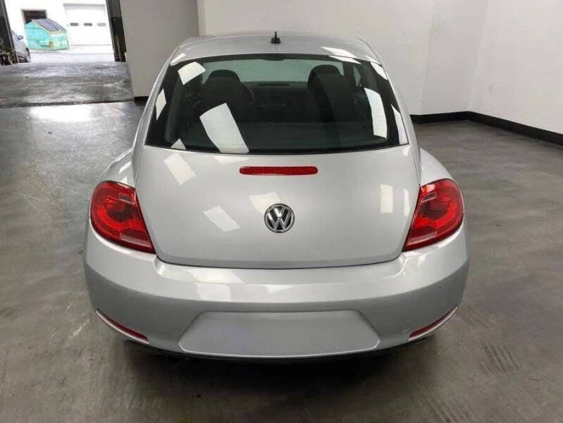 2014 Volkswagen Beetle 1.8T Entry PZEV