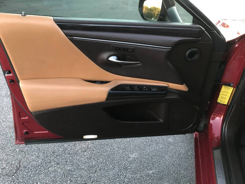 2019 Lexus ES 350 Luxury