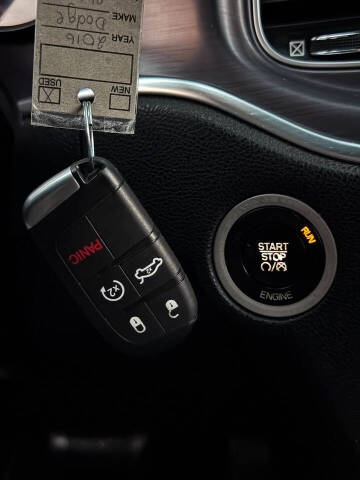 2016 Dodge Charger SE