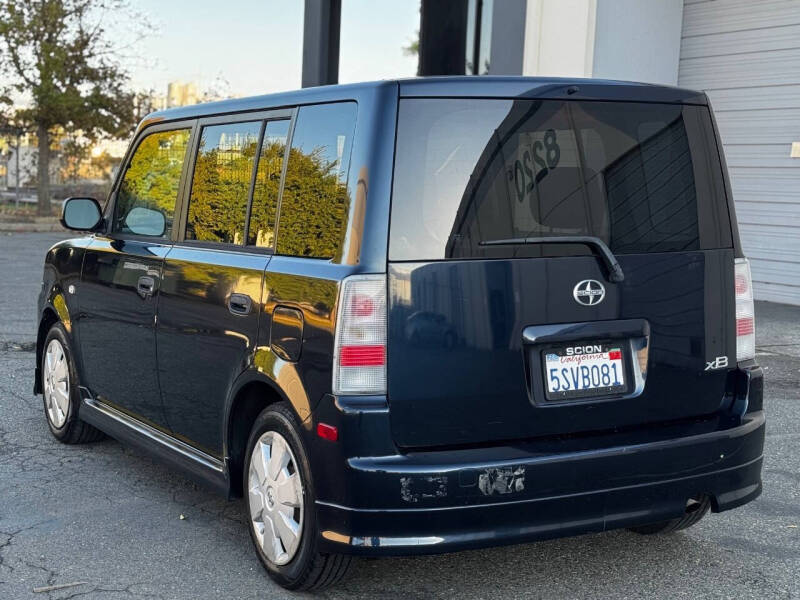 2006 Scion xB
