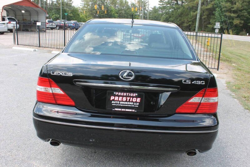 2004 Lexus LS 430
