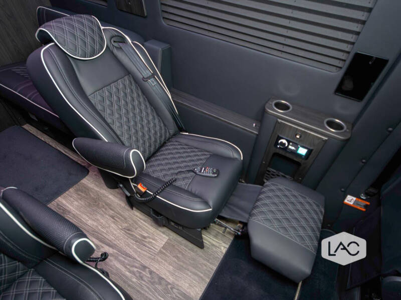 2024 Mercedes-Benz Sprinter 2500