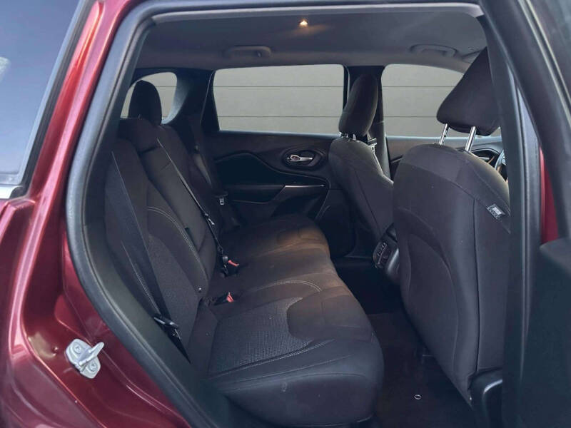 2019 Jeep Cherokee Latitude