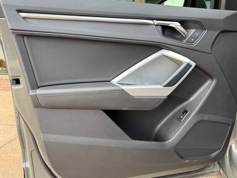 2021 Audi Q3 quattro S line Prem Plus 45 TFSI