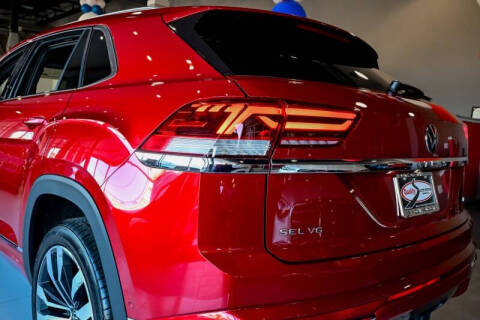 2022 Volkswagen Atlas Cross Sport V6 SEL Premium R-Line 4Motion