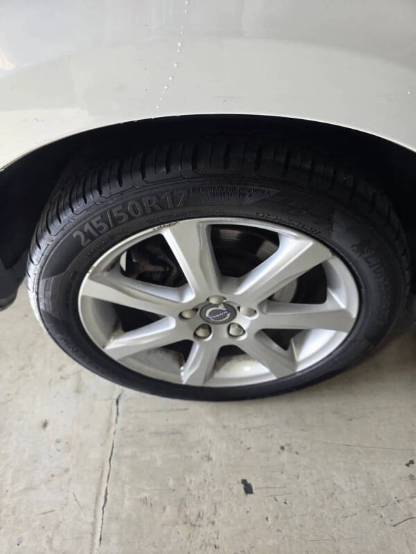 2016 Volvo V60 T5 Drive-E Premier