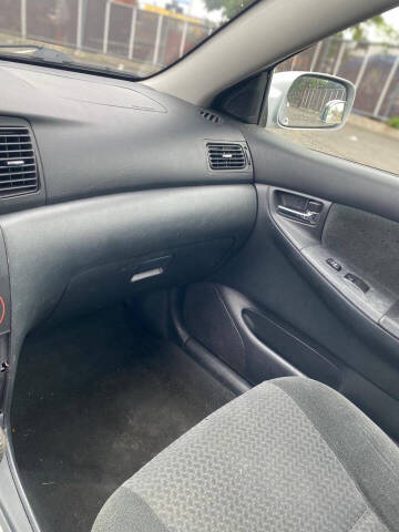 2005 Toyota Corolla S