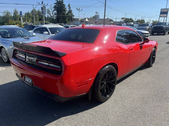 2015 Dodge Challenger SRT Hellcat
