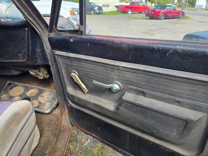 1972 Chevrolet C/K 30 Series