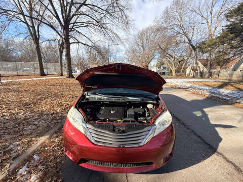 2011 Toyota Sienna XLE 7-Passenger