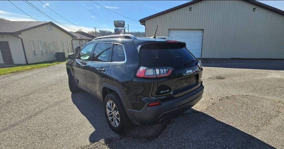 2019 Jeep Cherokee for sale at Art's Used Cars in Winfield, WV