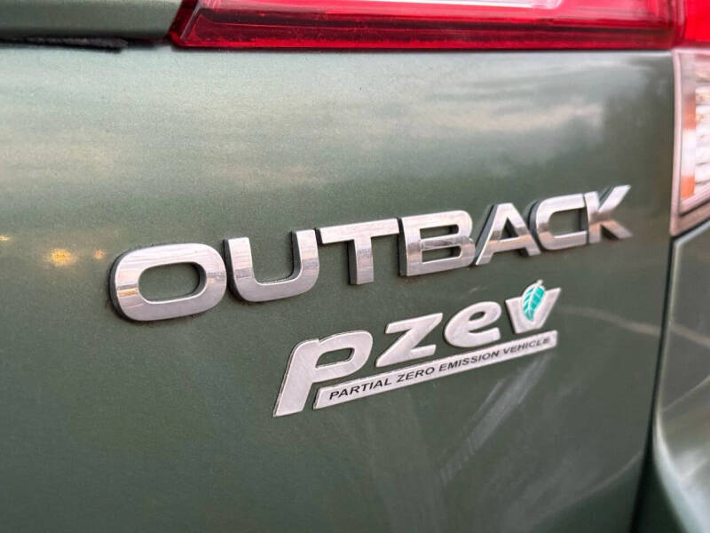 2010 Subaru Outback 2.5i Premium