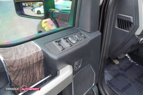 2019 Ford F-450 Super Duty Lariat