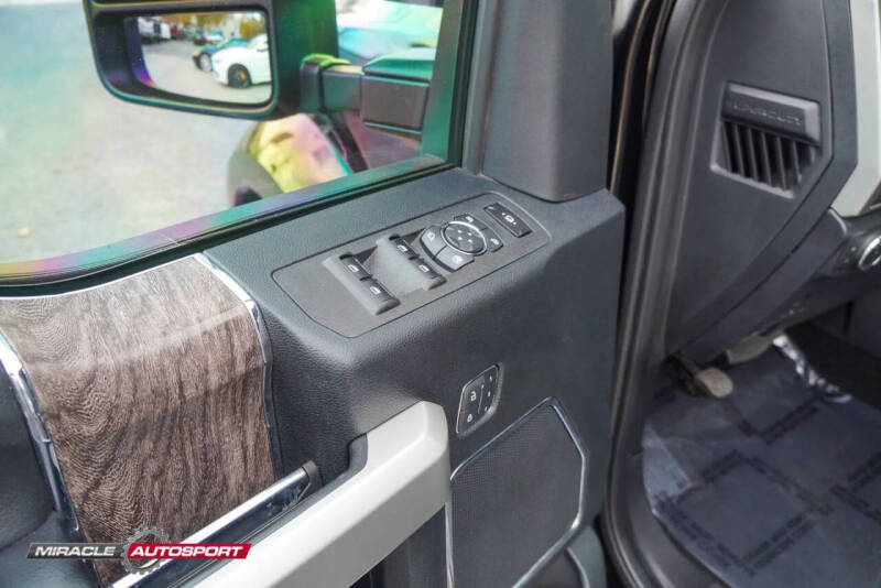 2019 Ford F-450 Super Duty Lariat