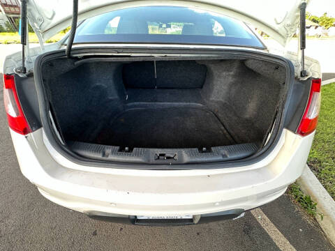 2010 Ford Taurus SEL