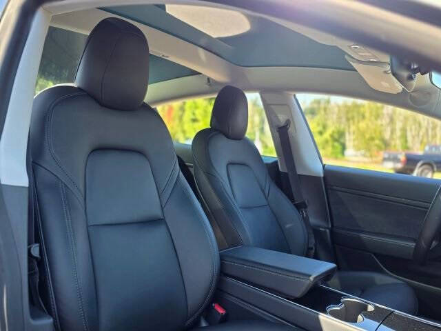 2020 Tesla Model 3 Standard Range Plus