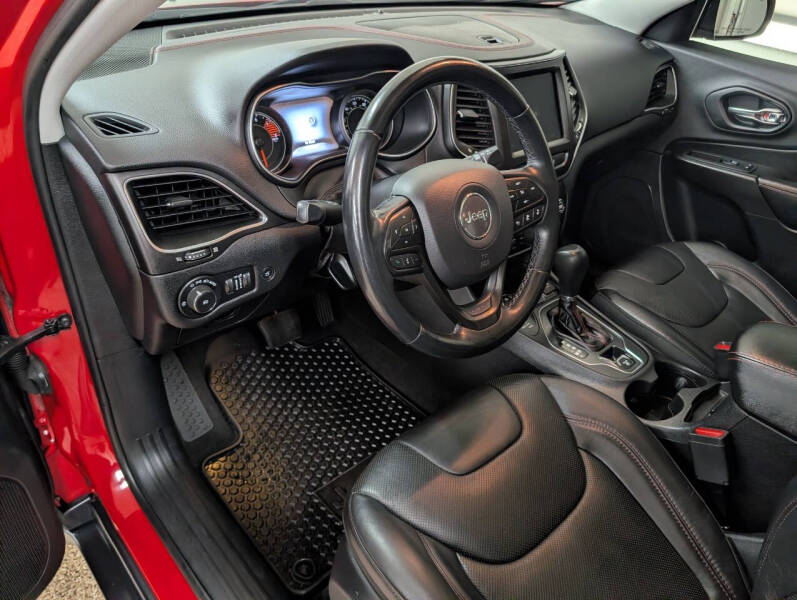 2019 Jeep Cherokee Trailhawk