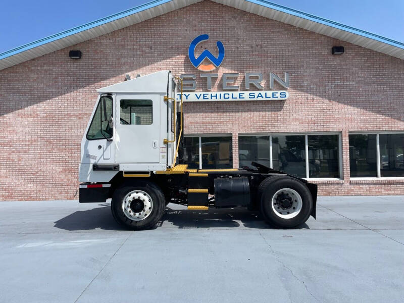 2014 Ottawa Yard Spotter for sale at Western Specialty Vehicle Sales in Braidwood IL