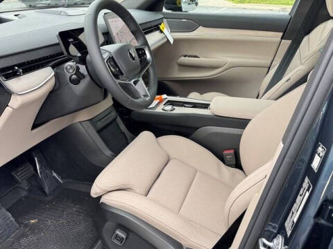 2025 Volvo EX90 Twin Plus 7P