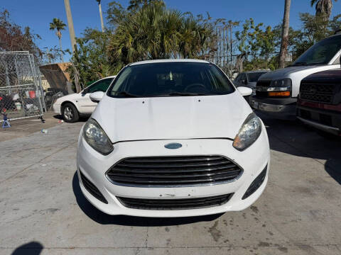 2014 Ford Fiesta S