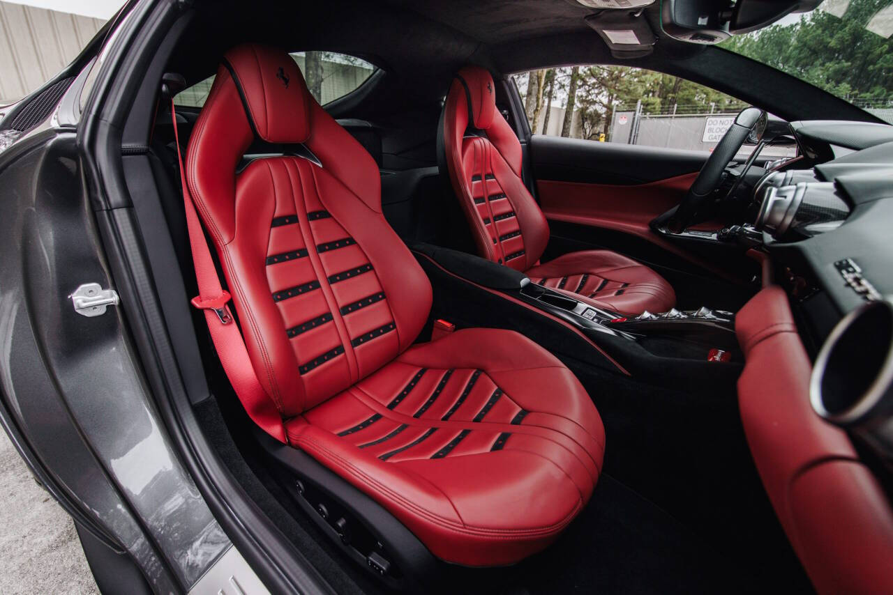 2020 Ferrari 812 Superfast 14