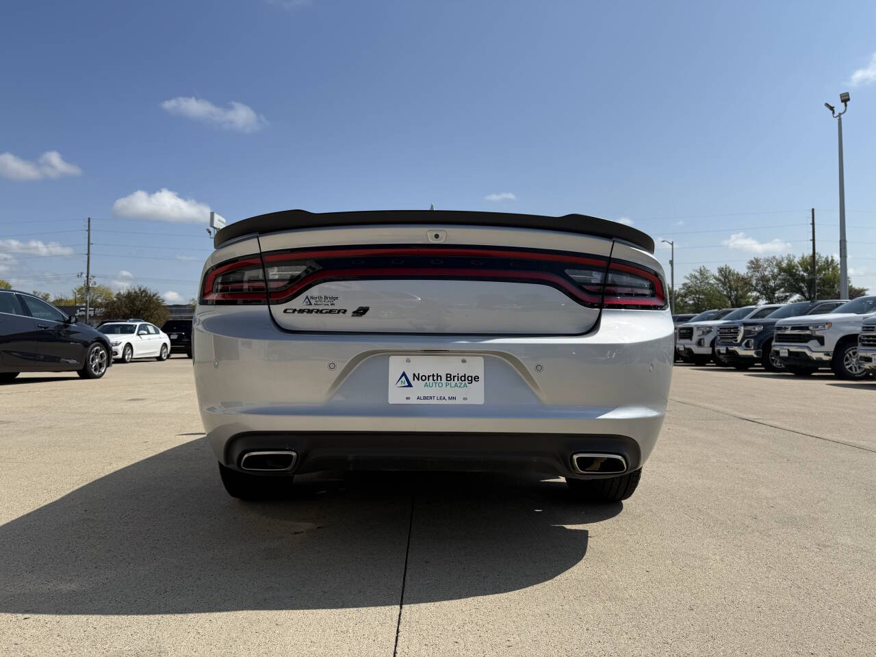 2020 Dodge Charger SXT AWD photo 26