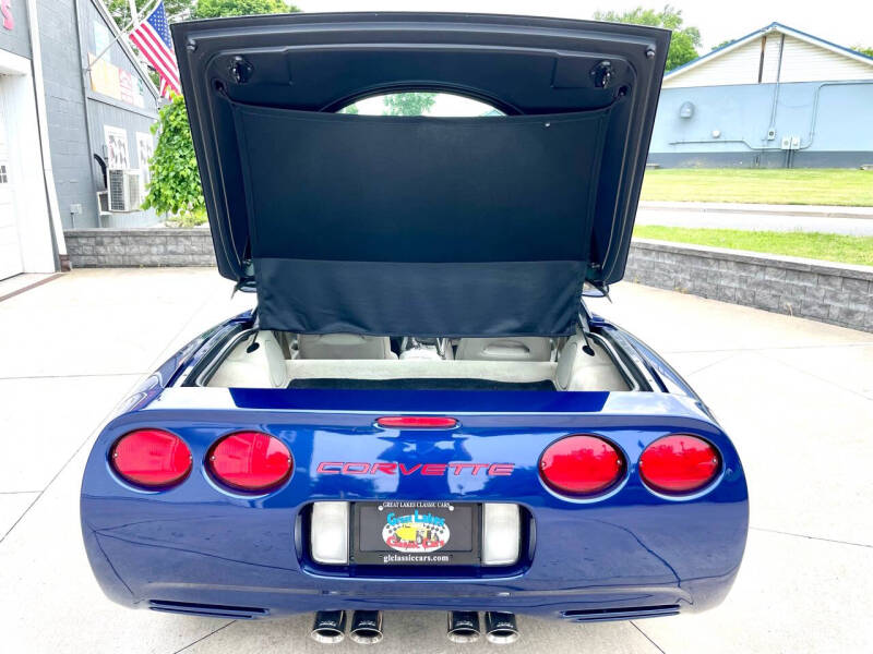 2004 Chevrolet Corvette