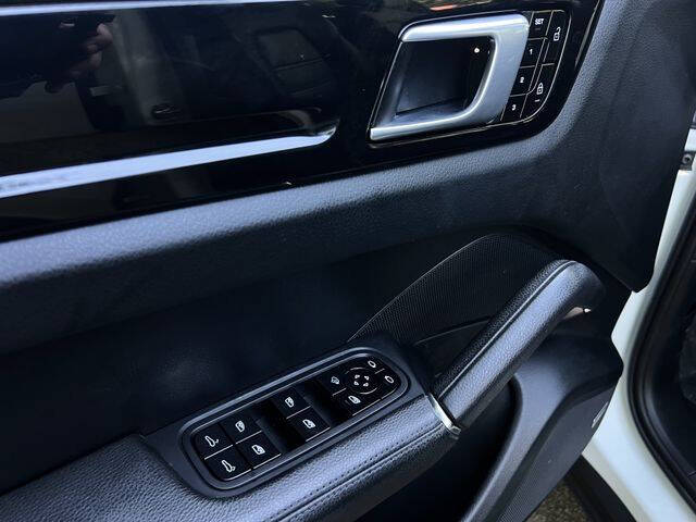 2019 Porsche Cayenne S