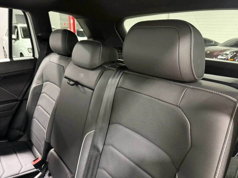 2024 Volkswagen Tiguan SEL R-Line 4Motion