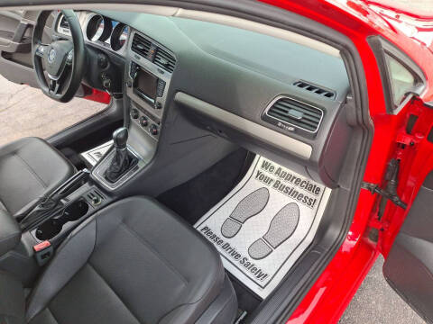 2015 Volkswagen Golf TSI S