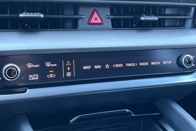 2025 Kia Sportage Hybrid EX