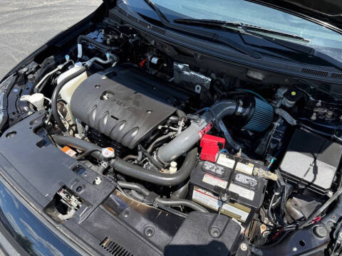 2017 Mitsubishi Lancer LE