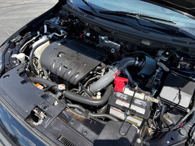 2017 Mitsubishi Lancer LE