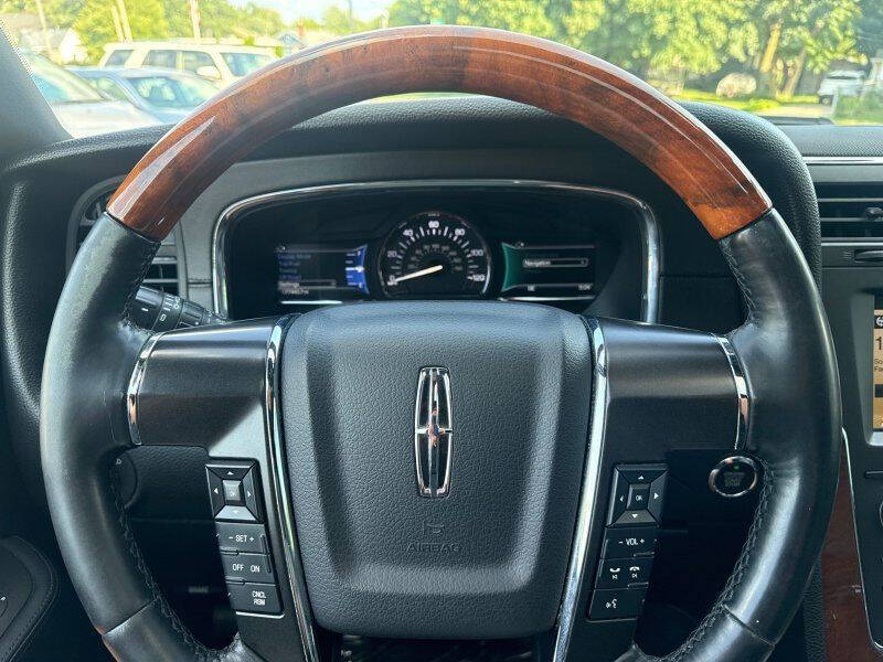 2017 Lincoln Navigator L Select