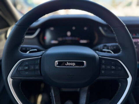 2022 Jeep Grand Cherokee L Altitude