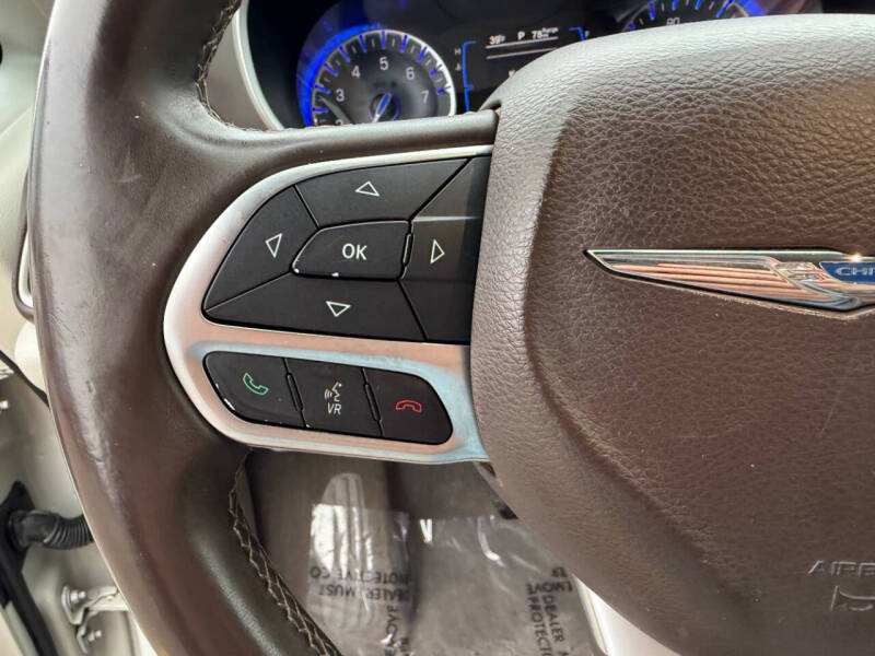 2017 Chrysler Pacifica Touring-L