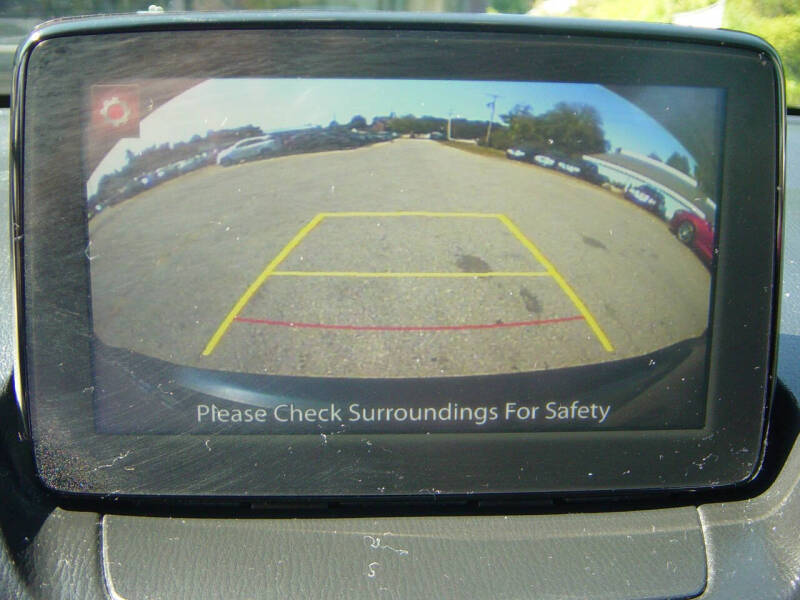 2019 Toyota Yaris LE