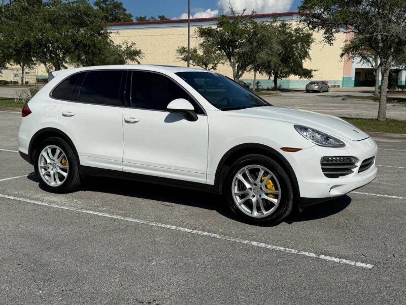 2014 Porsche Cayenne Platinum