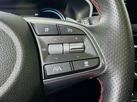2023 Genesis G70