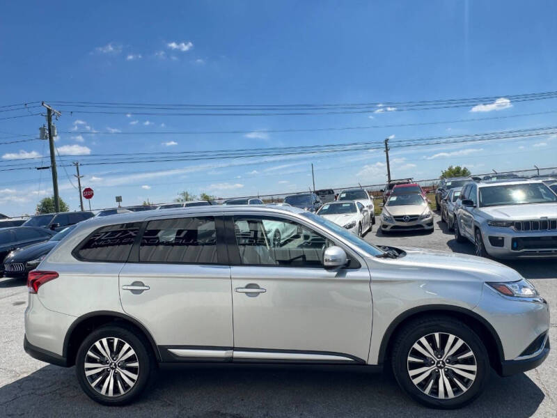 2019 Mitsubishi Outlander SE