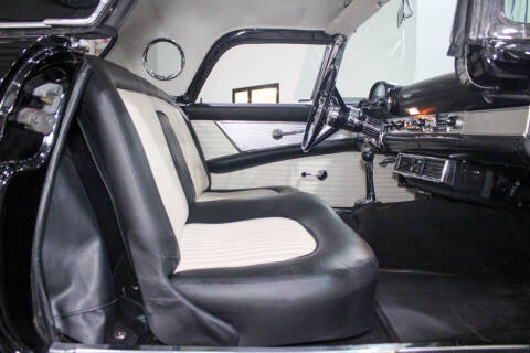 1956 Ford Thunderbird