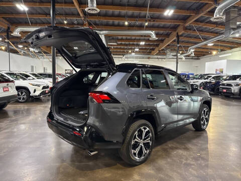 2025 Toyota RAV4 Plug-in Hybrid XSE