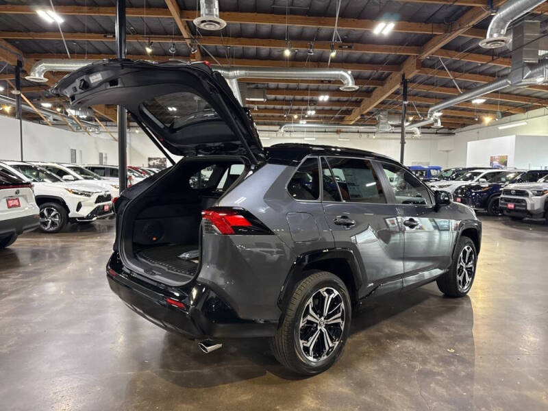 2025 Toyota RAV4 Plug-in Hybrid XSE