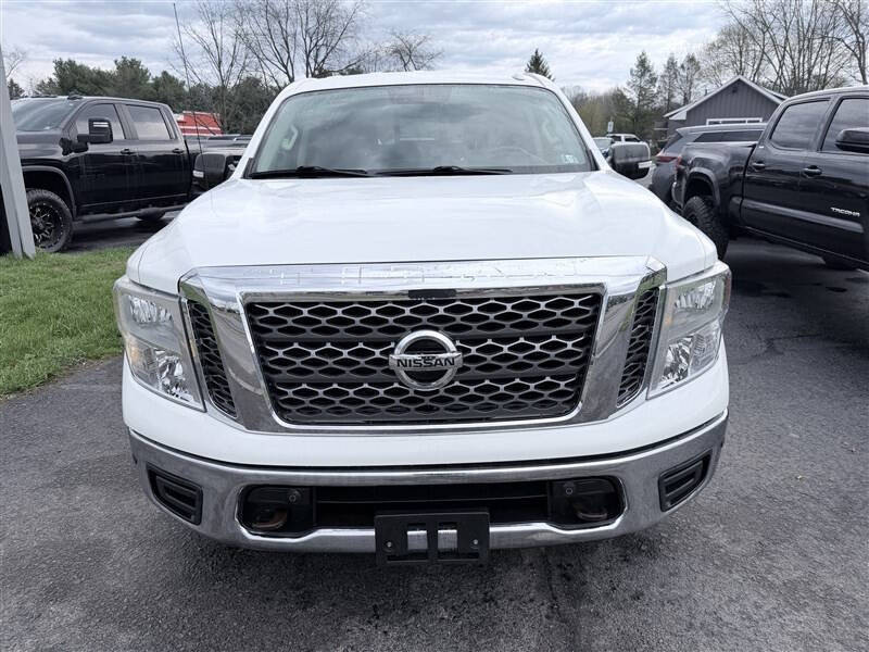 2018 Nissan Titan SV