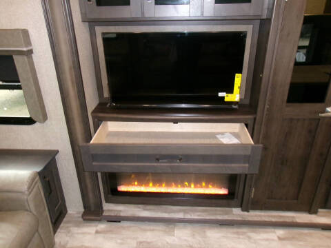 2021 Grand Design RV Reflection 303rls